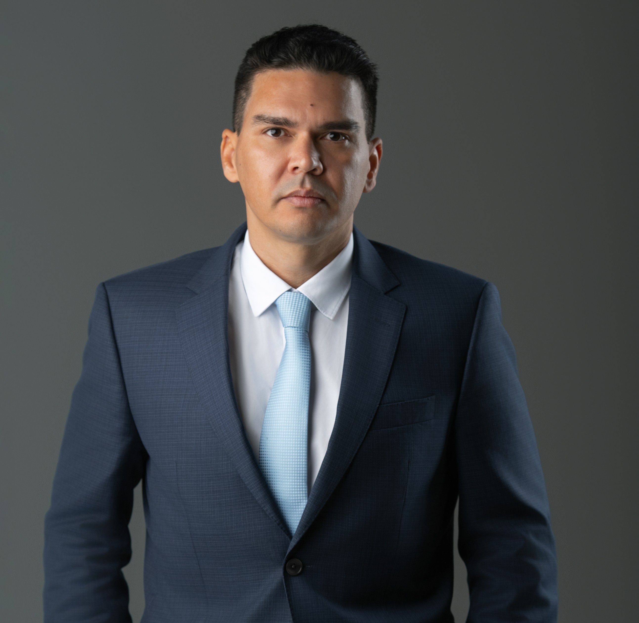 Dr. Eder Timótio Pereira Bastos
